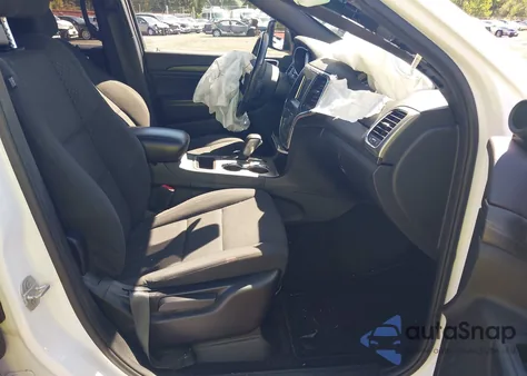 2019 Jeep Grand Cherokee Laredo E 4X4 z USA, uszkodzony, nr VIN 1C4RJFAG7KC618937